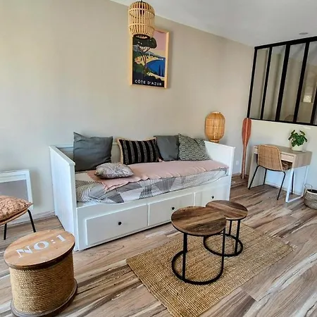 Carquediem - Close To Amenities *